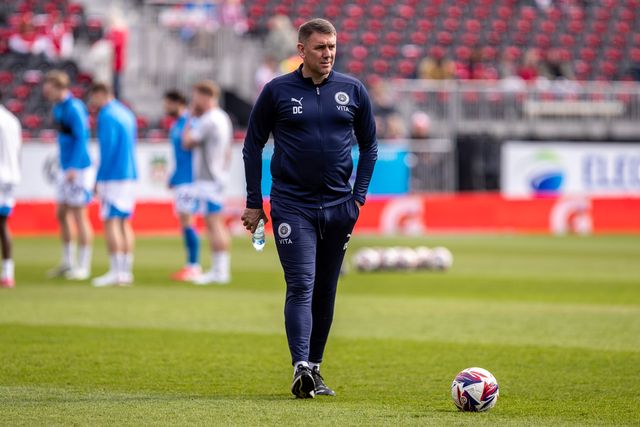 Stockport County's Manager, Dave Challinor during the Sky Bet League 1 match Wrexham vs Stockport County at SToK Cae Ras, Wrexham, United Kingdom, 22nd March 2025

(Photo by Nik Mesney/News Images)