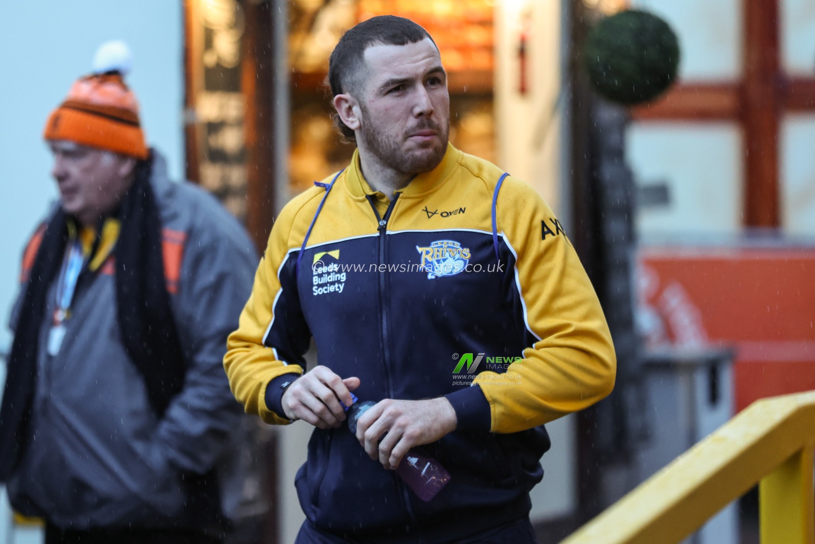 Cameron Smith of Leeds Rhinos arrives during the Betfred Super League Round 6 match Castleford Tigers vs Leeds Rhinos at The Mend-A-Hose Jungle, Castleford, United Kingdom, 28th March 2024

(Photo by Mark Cosgrove/News Images)