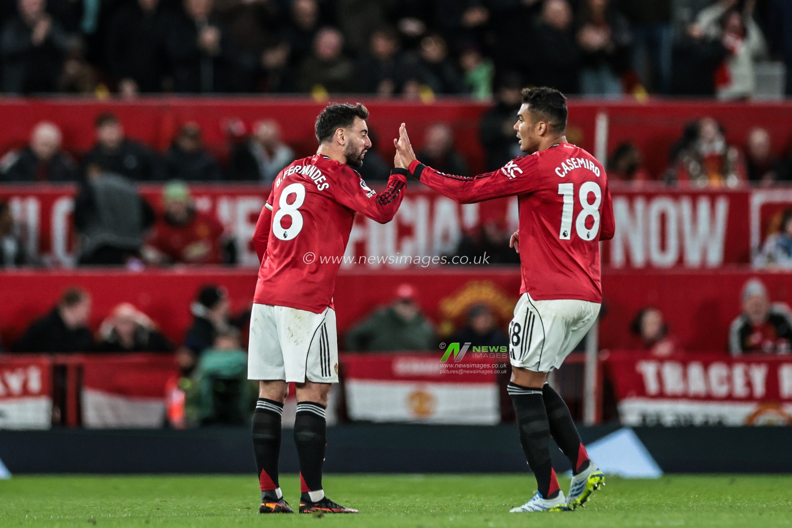 Casemiro of Manchester United celebrates his goal to make it 1-2 during the Premier League match Manchester United vs Leeds United at Old Trafford, Manchester, United Kingdom on 13 April 2026

(Photo by Mark Cosgrove/News Images)