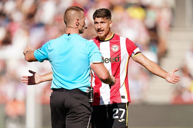 during the Premier League match Brentford vs Sunderland at GTECH Community Stadium, London, United Kingdom on 05 September 2026

(Photo by Harvey Murphy/News Images)