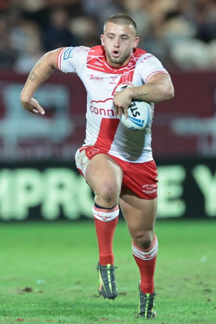 Mikey Lewis of Hull KR breaks with the ball during the Betfred Super League Round 24 match Hull KR vs St Helens at Sewell Group Craven Park, Kingston upon Hull, United Kingdom, 29th August 2025

(Photo by Mark Cosgrove/News Images)