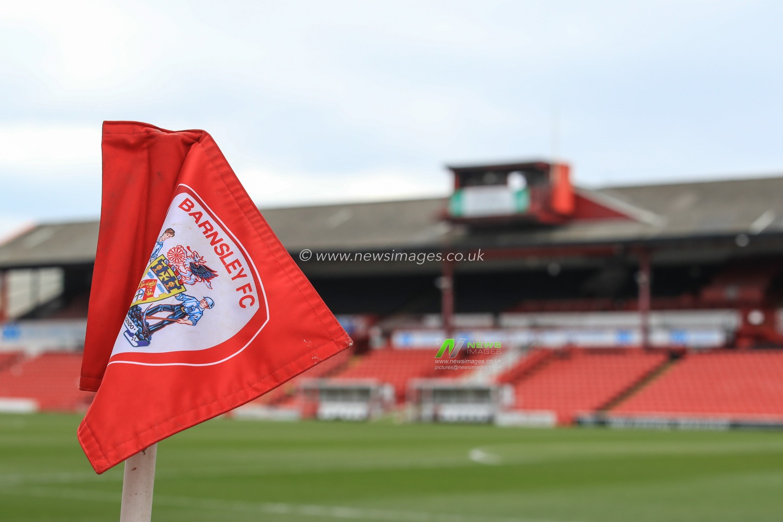 Barnsleyâ€™s corner flag with the club logo on