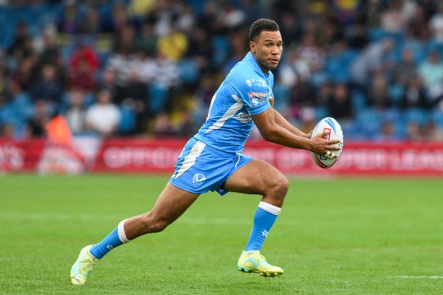 Moses Mbye of St. Helens makes a break during the Magic Weekend match Wigan Warriors vs St Helens at Elland Road, Leeds, United Kingdom, 17th August 2024

(Photo by Craig Thomas/News Images)
