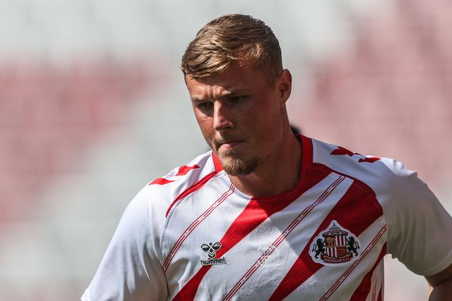 Daniel Ballard of Sunderland in the pregame warmup session during the Pre-season friendly match Sunderland vs Real Betis at Stadium Of Light, Sunderland, United Kingdom, 2nd August 2025

(Photo by Alfie Cosgrove/News Images)