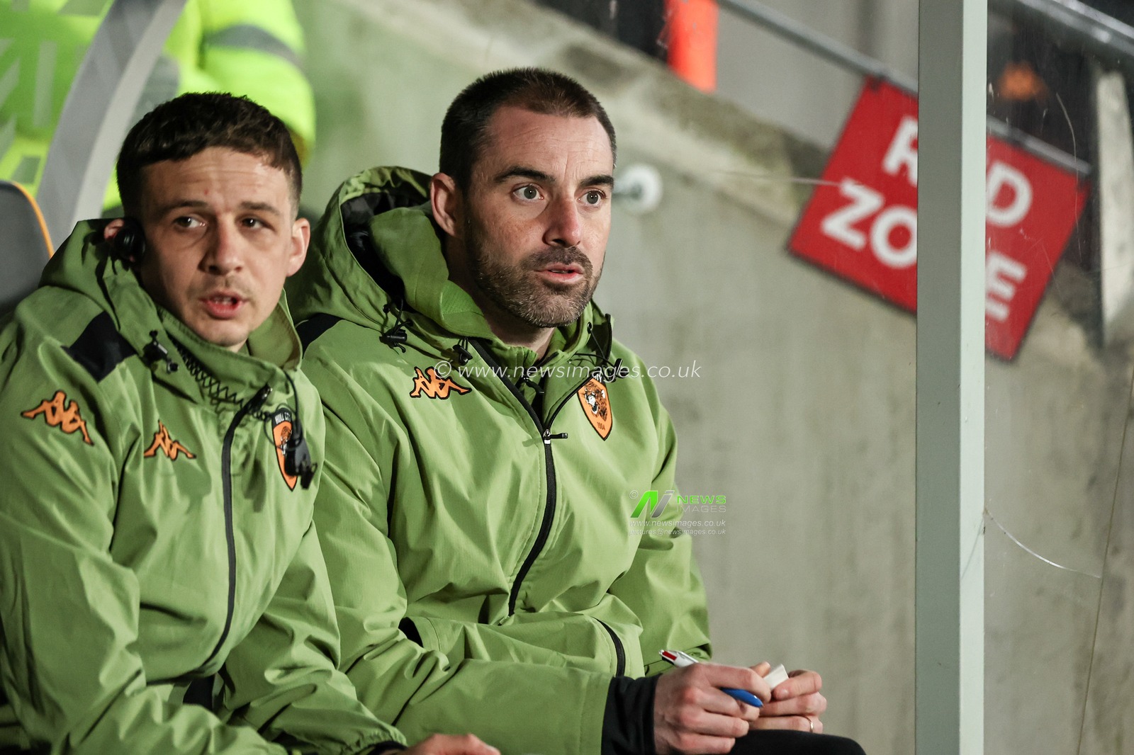 RubÃ©n SellÃ©s manager of Hull City looks on from the bench during the Sky Bet Championship match Hull City vs Plymouth Argyle at MKM Stadium, Hull, United Kingdom, 4th March 2025

(Photo by Mark Cosgrove/News Images)
