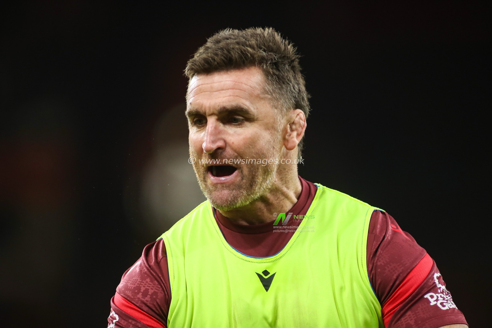 Wales coach Huw Bennet during the Guinness Six Nations match Wales vs France at Principality Stadium, Cardiff, United Kingdom, 15th February 2026

(Photo by Andrew Lewis/News Images)