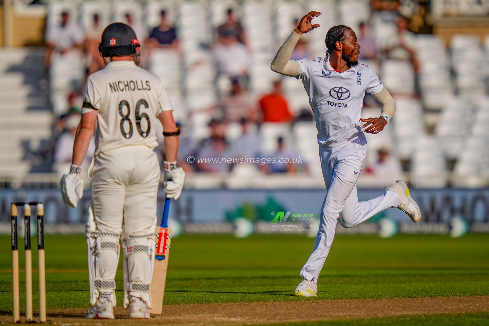 Jofra Archer of England celebrates taking the wicket of Henry Nicholls of New Zealand at the close of play during the 3rd Rothesay Test Match Day 1 match England vs New Zealand at Trent Bridge, Nottingham, United Kingdom on 25 June 2026

(Photo by Maynard Manyowa/News Images)