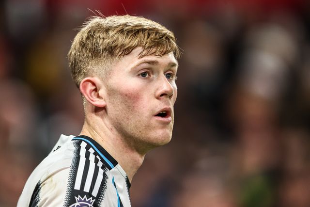 Lewis Hall of Newcastle United looks on during the Premier League match Manchester United vs Newcastle United at Old Trafford, Manchester, United Kingdom, 26th December 2025

(Photo by Alfie Cosgrove/News Images)

*** GER AUT SUI OUT ***