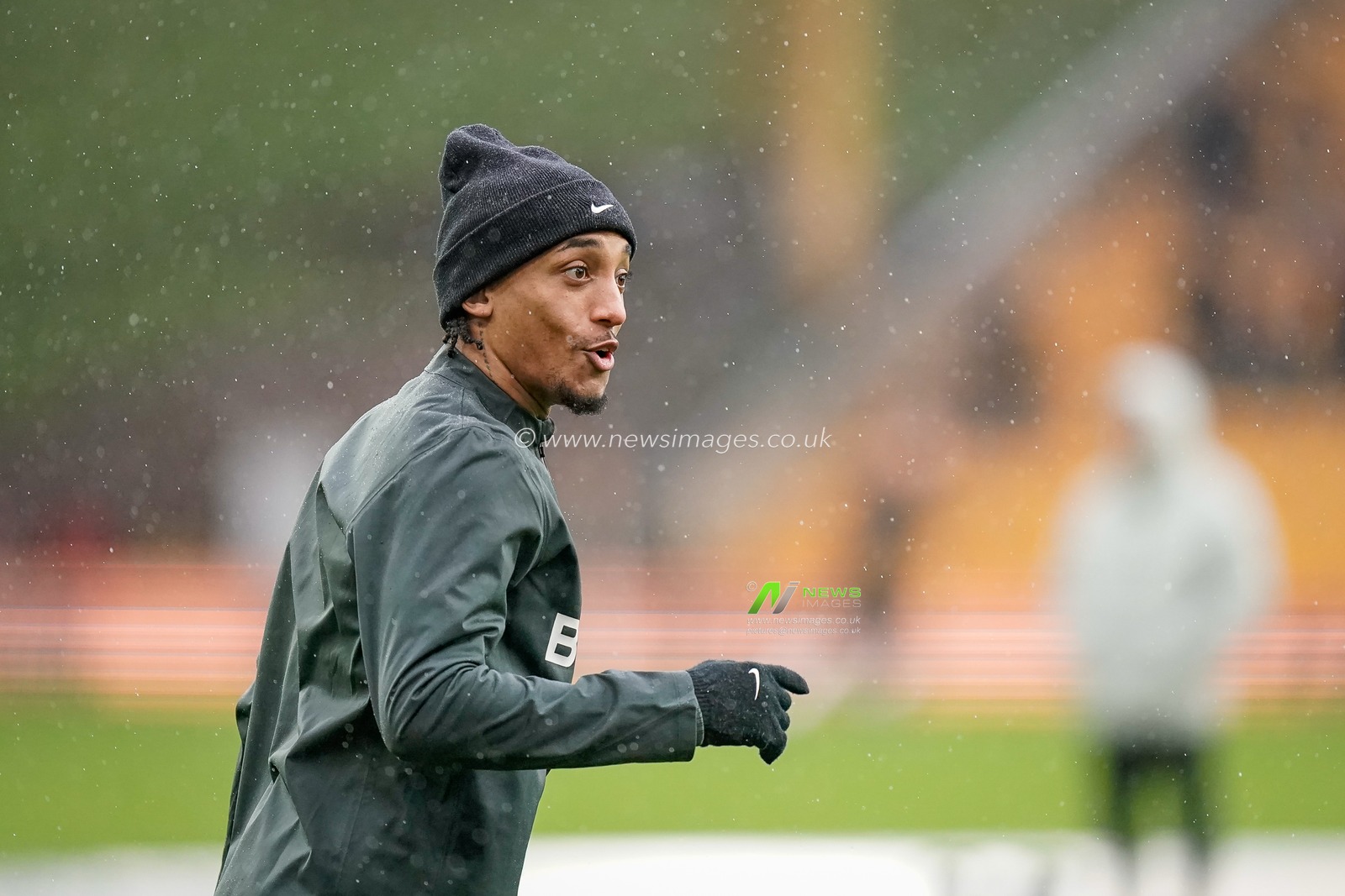 Joao Pedro of Chelsea in the pregame warmup session  during the Premier League match Wolverhampton Wanderers vs Chelsea at Molineux, Wolverhampton, United Kingdom on 07 February 2026

(Photo by Maynard Manyowa/News Images)