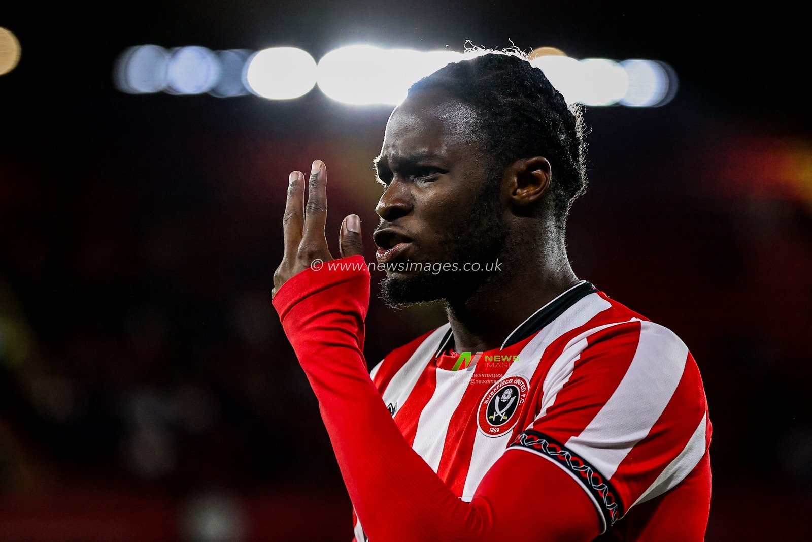 Femi Seriki of Sheffield United appeals to the linesman after a goal kick is given to Southampton during the Sky Bet Championship match Sheffield United vs Southampton at Bramall Lane, Sheffield, United Kingdom, 30th September 2025

(Photo by Alfie Cosgrove/News Images)
