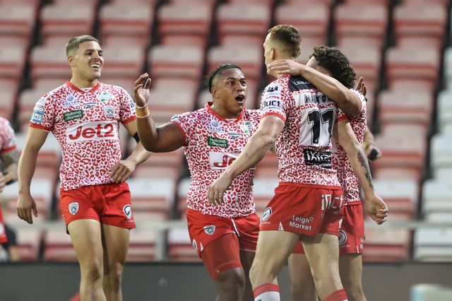 Frankie Halton of Leigh Leopards celebrates his try during the Betfred Super League round 25 match Leigh Leopards vs Castleford Tigers at Leigh Sports Village, Leigh, United Kingdom, 28th August 2025

(Photo by Alfie Cosgrove/News Images)