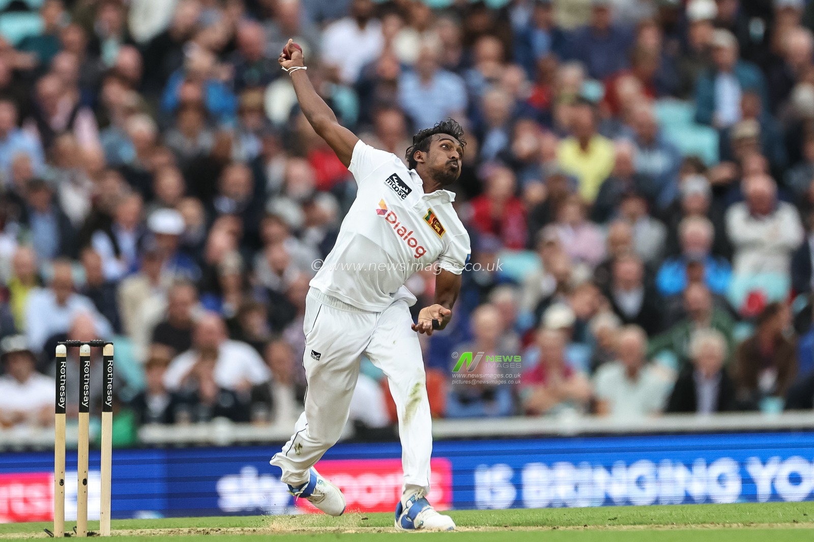 Milan Rathnayake of Sri Lanka delivers the ball during the 3rd Rothesay Test Match Day One England v Sri Lanka at The Kia Oval, London, United Kingdom, 6th September 2024

(Photo by Mark Cosgrove/News Images)