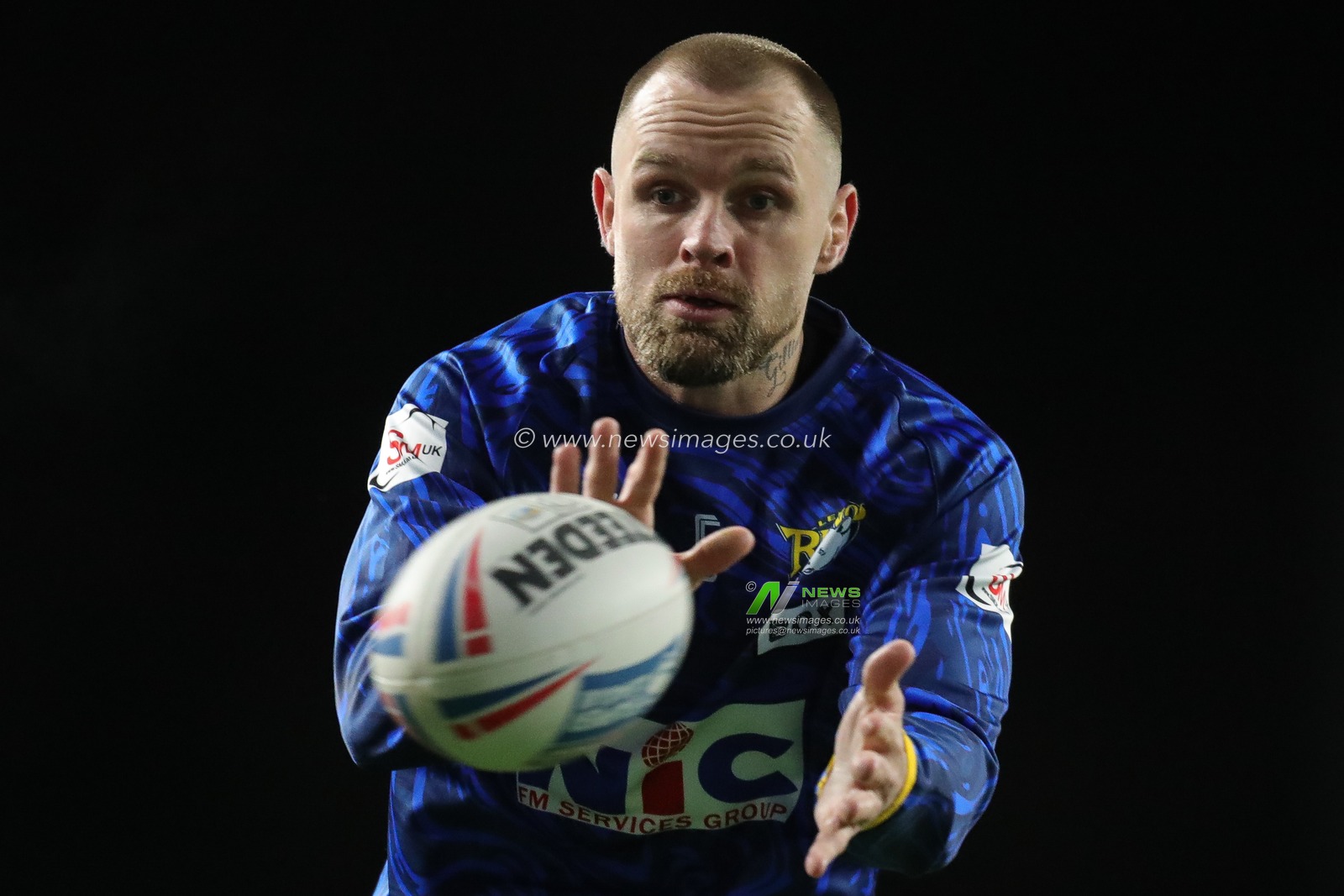 Blake Austin #6 of Leeds Rhinos during the pre match warm up ahead of the Betfred Super League Round 2 match Leeds Rhinos vs Hull FC at Headingley Stadium, Leeds, United Kingdom, 24th February 2023

(Photo by James Heaton/News Images)