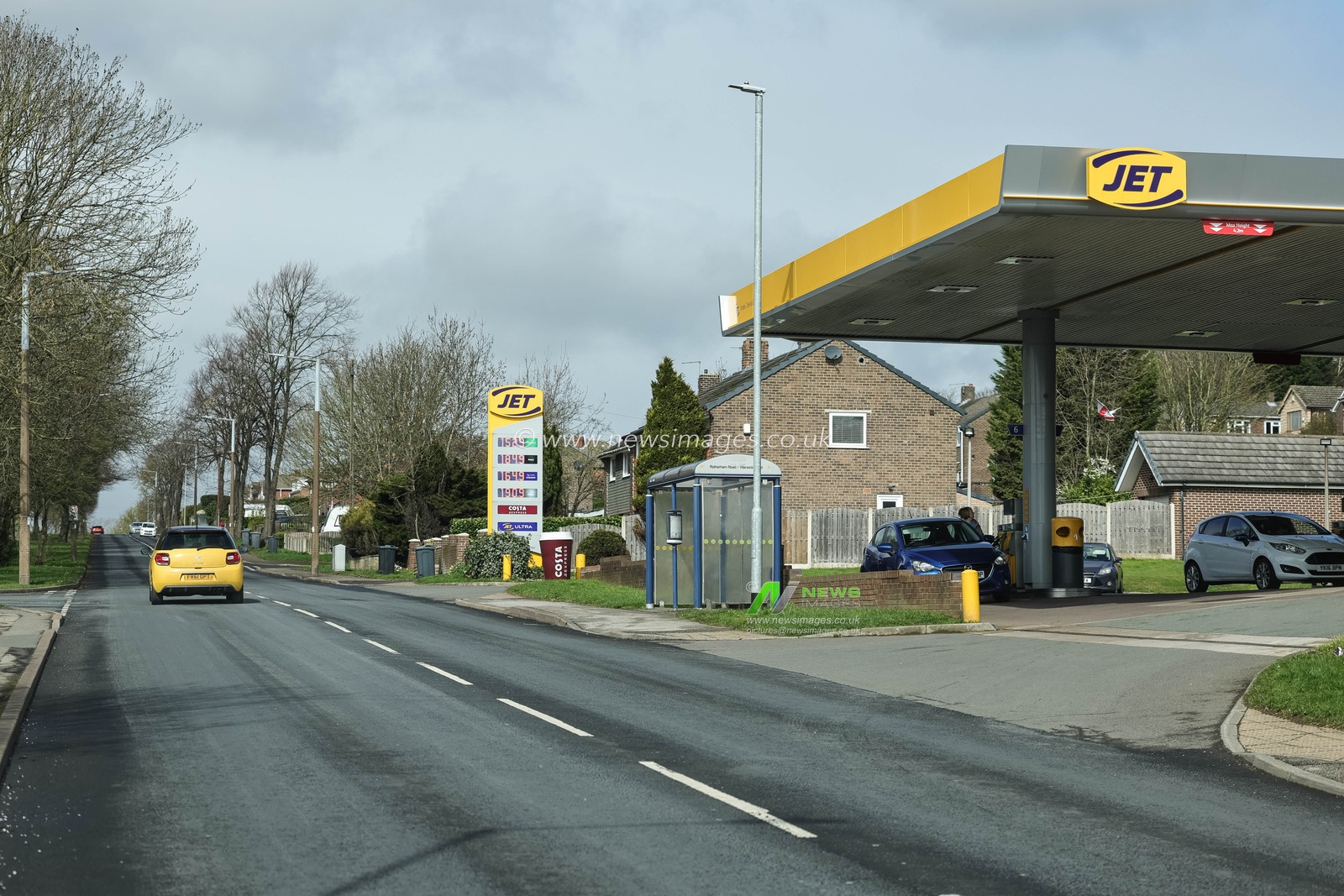 At the Jet garage on Rotherham Road in Barnsley, drivers are facing higher fuel prices on Friday 27 March 2026, with unleaded petrol sitting at 152.9 pence per litre and diesel at 184.9 pence per litre. This compares unfavourably to the nearby supermarkets, where Asda Barnsley offers unleaded at 143.9p and diesel at 166.9p, while Morrisons charges 142.9p for unleaded and 167.9p for diesel, meaning local motorists are currently paying around 9 to 10 pence more per litre on unleaded and up to 18 pence extra on diesel compared to the supermarket forecourts a short distance away. at Jet Fuel Station, Rotherham Road, Barnsley, United Kingdom on 27 March 2026

(Photo by Mark Cosgrove/News Images)

