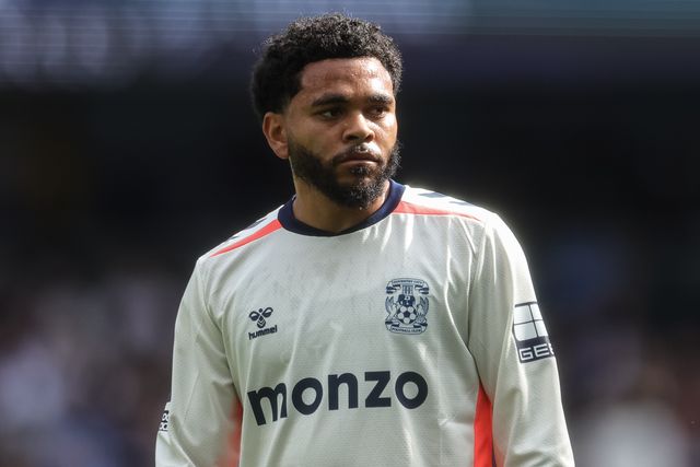 Jay Dasilva of Coventry City during the Premier League match Manchester City vs Coventry City at Etihad Stadium, Manchester, United Kingdom on 05 September 2026

(Photo by Mark Cosgrove/News Images)