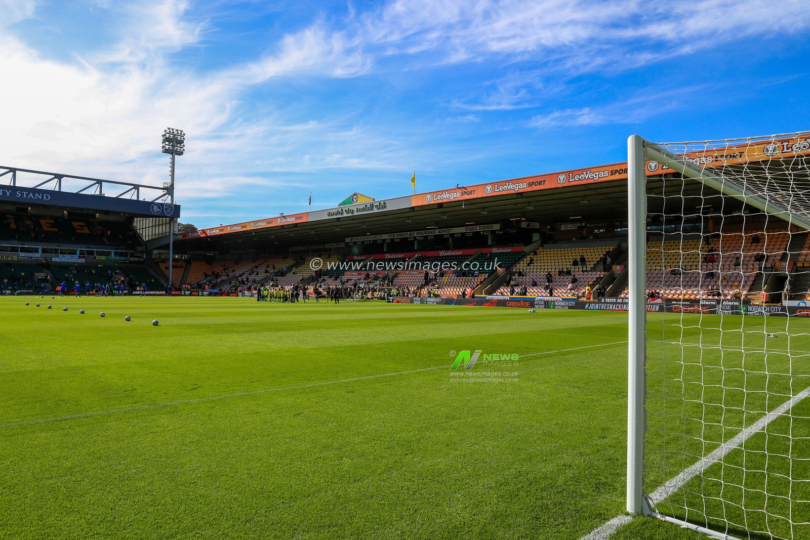 29th September 2018, Carrow Road, Norfolk, England; Sky Bet Championship, Norwich City v Wigan Athletic ; Norwich City Football Ground.

Credit:   Georgie Kerr/News Images

English Football League images are subject to DataCo Licence