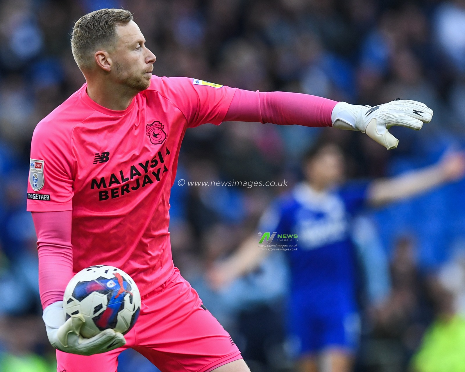 Ryan Allsop #1 of Cardiff City  during the Sky Bet Championship match Cardiff City vs Rotherham United at Cardiff City Stadium, Cardiff, United Kingdom, 29th October 2022

(Photo by Mike Jones/News Images)
