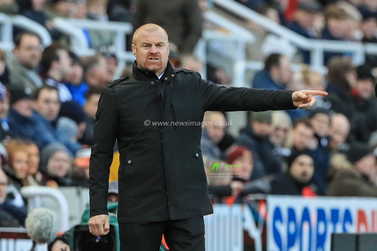 29th February 2020, St. James's Park, Newcastle, England; Premier League, Newcastle United v Burnley : Sean Dyche manager of Burnley gives his team instructions