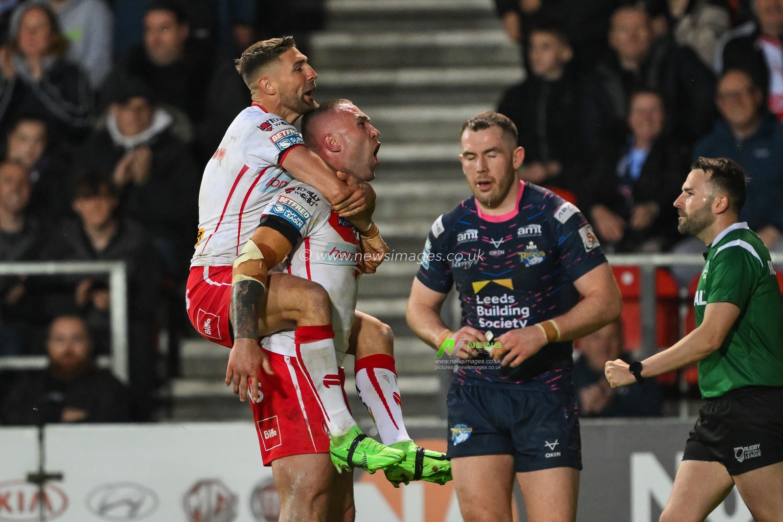 Curtis Sironen of St. Helens celebrates his try during the Betfred Super League Round 12 match St Helens vs Leeds Rhinos at Totally Wicked Stadium, St Helens, United Kingdom, 24th May 2024

(Photo by Craig Thomas/News Images)