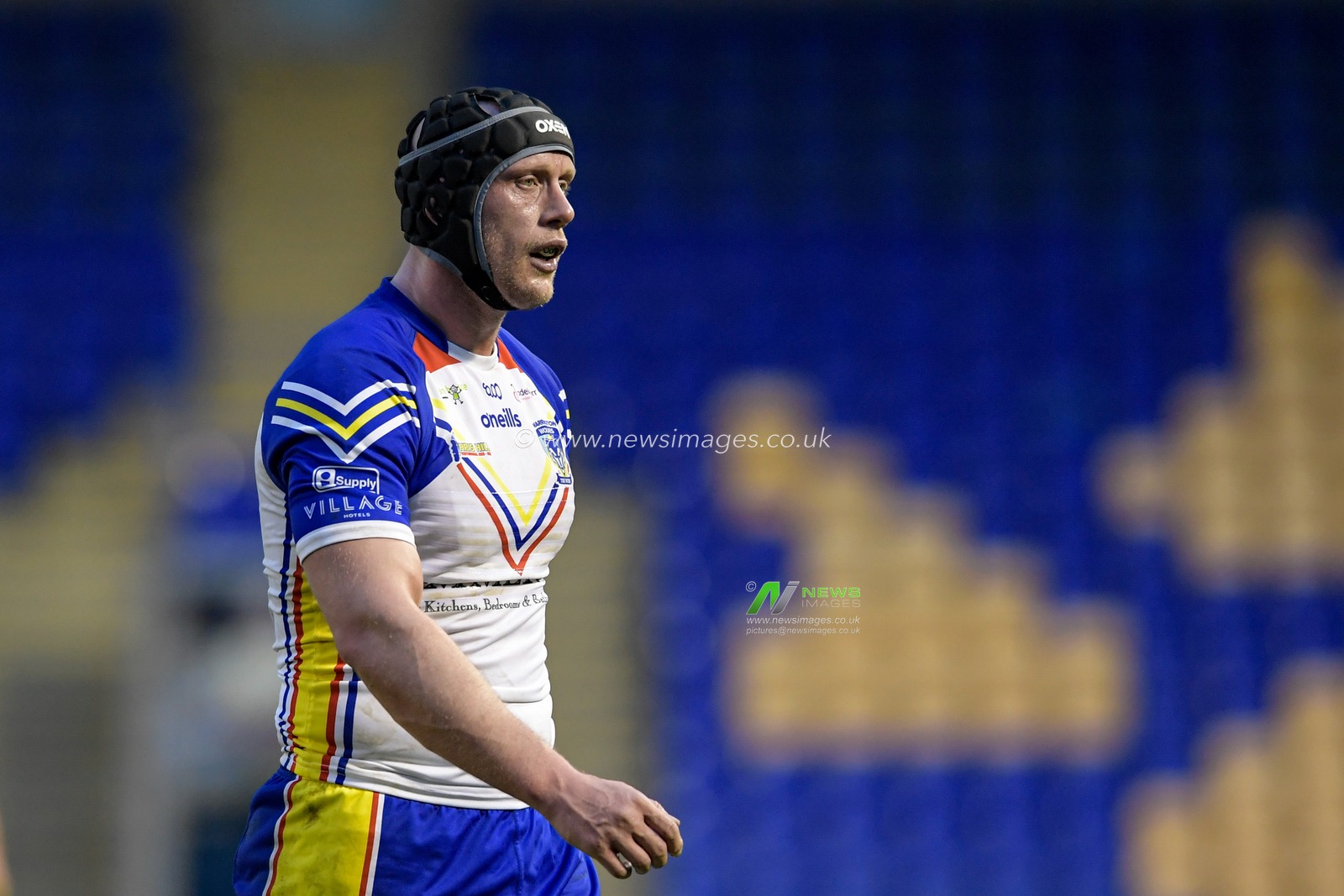 Chris Hill (8) of Warrington Wolves in action during the game