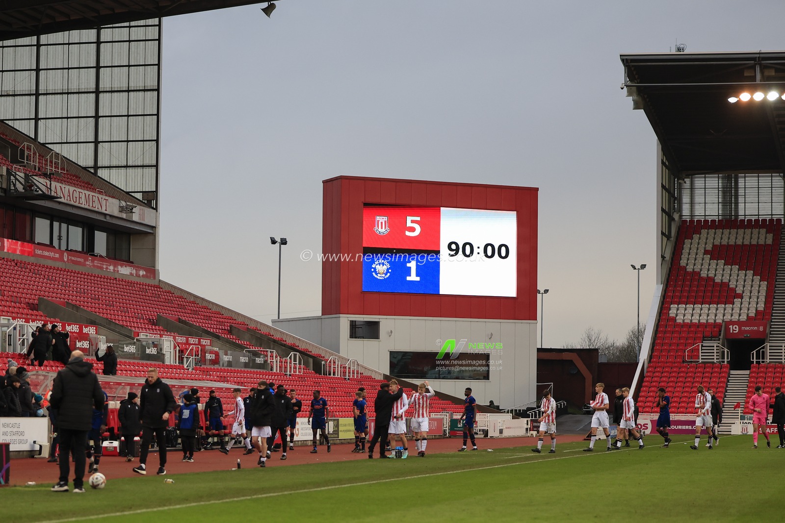 The scoreboard at the end of the FA Youth Cup Third Round Proper match Stoke City U18 vs Blackpool U18 at Bet365 Stadium, Stoke-on-Trent, United Kingdom, 17th December 2022

(Photo by Conor Molloy/News Images)