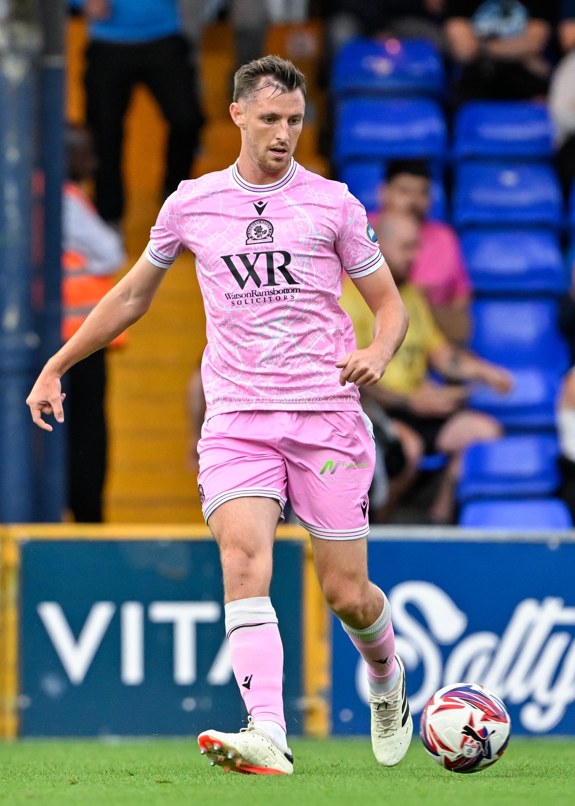 Dominic Hyam of Blackburn Rovers passes the ball during the Pre-season friendly match Stockport County vs Blackburn Rovers at Edgeley Park Stadium, Stockport, United Kingdom, 2nd August 2024

(Photo by Cody Froggatt/News Images)