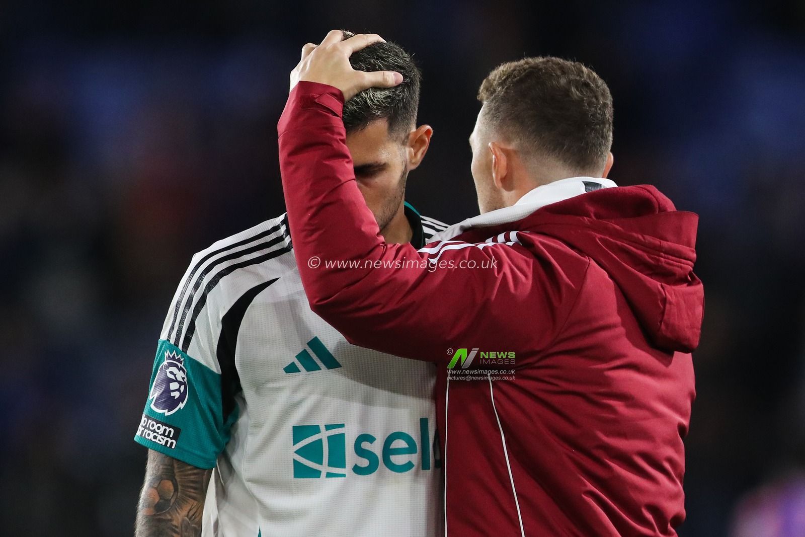Kieran Trippier of Newcastle United consoles a dejected Bruno GuimarÃ£es of Newcastle United after the Premier League match Crystal Palace vs Newcastle United at Selhurst Park, London, United Kingdom, 30th November 2024

(Photo by Gareth Evans/News Images)