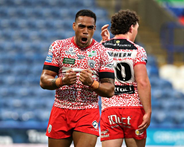 Betfred Super League Huddersfield Giants v Leigh Leopards