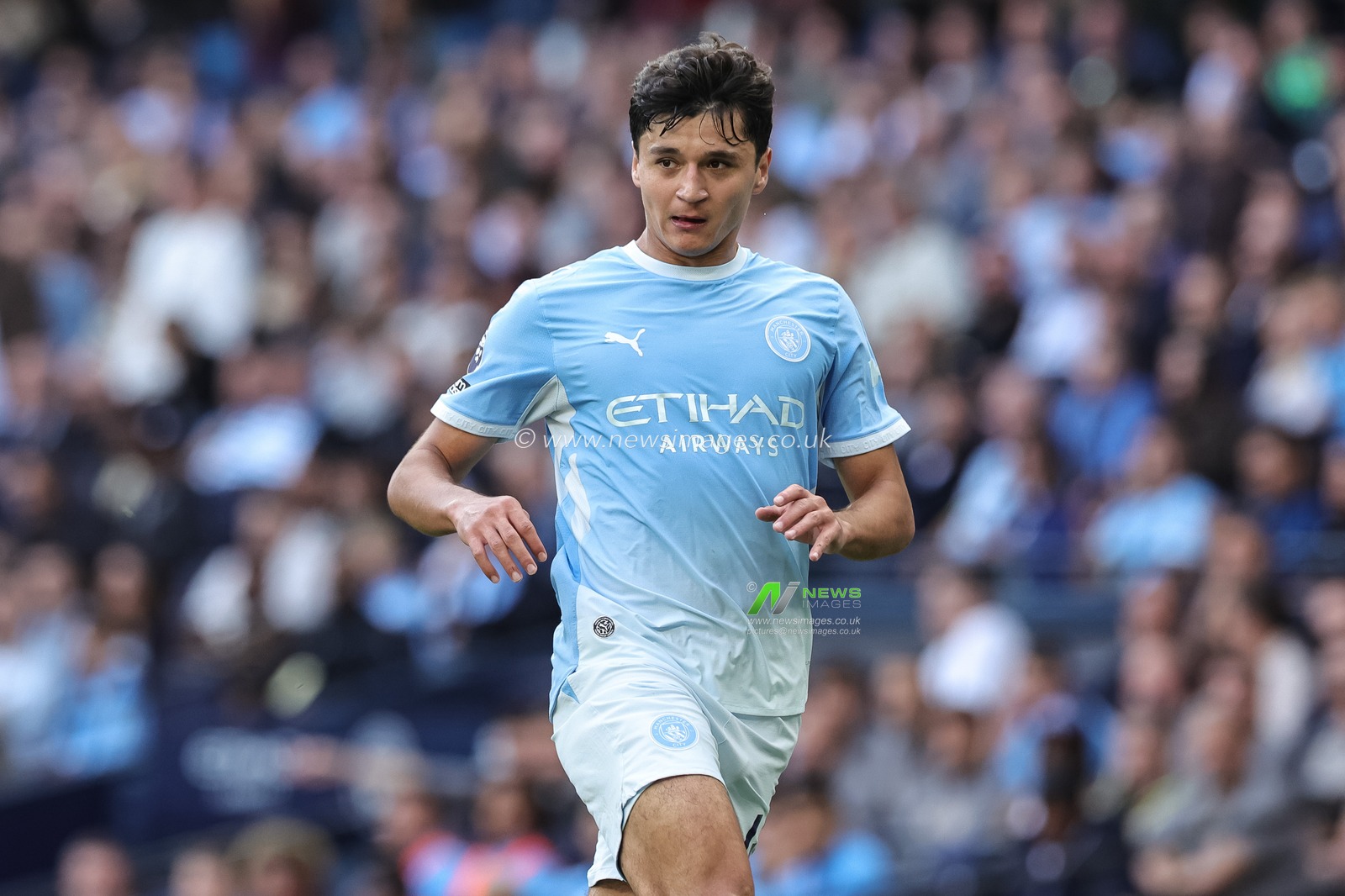 Abdukodir Khusanov of Manchester City during the Premier League match Manchester City vs Coventry City at Etihad Stadium, Manchester, United Kingdom on 05 September 2026

(Photo by Mark Cosgrove/News Images)