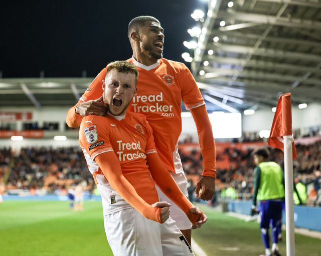 Sonny Carey of Blackpool celebrates his goal to make it 1-0 during the Sky Bet League 1 match Blackpool vs Reading at Bloomfield Road, Blackpool, United Kingdom, 1st April 2025

(Photo by Mark Cosgrove/News Images)