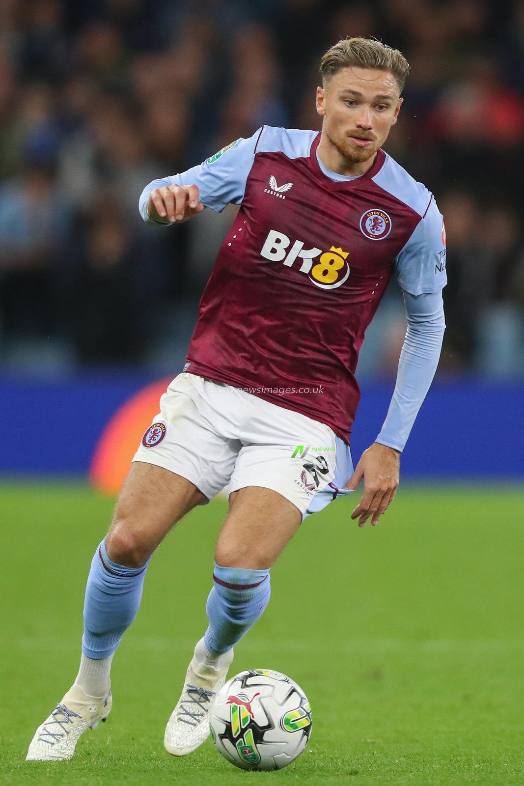 Matty Cash #2 of Aston Villa in action during the Carabao Cup Third Round match Aston Villa vs Everton at Villa Park, Birmingham, United Kingdom, 27th September 2023

(Photo by Gareth Evans/News Images)
