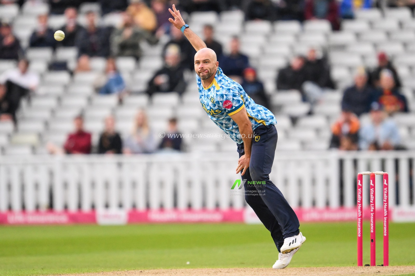 Jake Lintott of Birmingham Bears delivers the ball during the Vitality Blast match Birmingham Bears vs Lancashire Lightning at Edgbaston, Birmingham, United Kingdom, 14th June 2024

(Photo by Craig Thomas/News Images)
