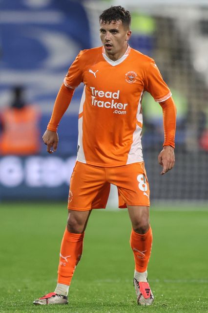 Albie Morgan of Blackpool during the Sky Bet League 1 match Huddersfield Town vs Blackpool at John Smith's Stadium, Huddersfield, United Kingdom, 24th September 2024

(Photo by Alfie Cosgrove/News Images)
