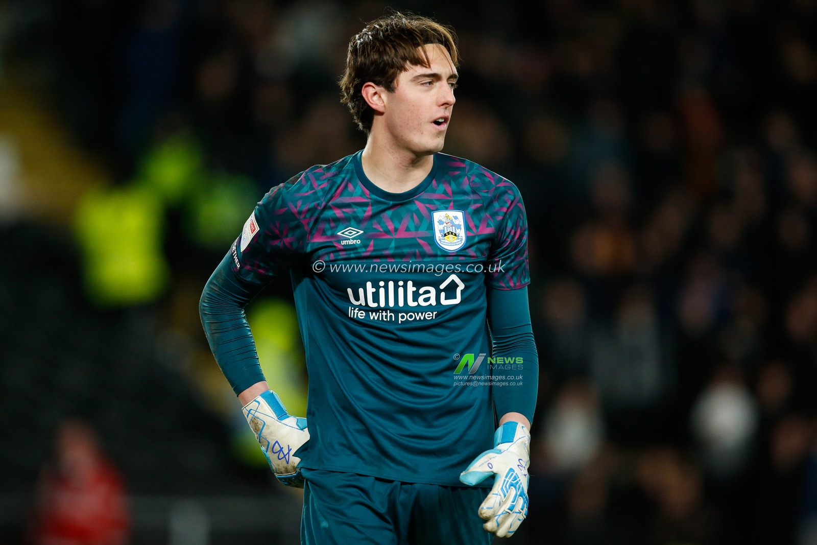 Nicholas Bilokapic #41 of Huddersfield Town during the Sky Bet Championship match Hull City vs Huddersfield Town at MKM Stadium, Hull, United Kingdom, 14th January 2023

(Photo by Ben Early/News Images)