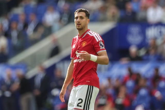Diogo Dalot of Manchester United during the Premier League match Everton vs Manchester United at Hill Dickinson Stadium, Liverpool, United Kingdom on 06 September 2026

(Photo by Mark Cosgrove/News Images)