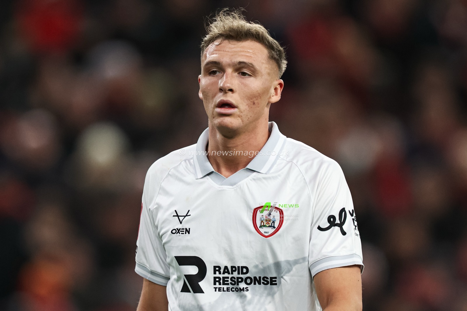 Jack Shepherd of Barnsley during the Emirates FA Cup Third Round match Liverpool vs Barnsley at Anfield, Liverpool, United Kingdom, 12th January 2026

(Photo by Alfie Cosgrove/News Images)