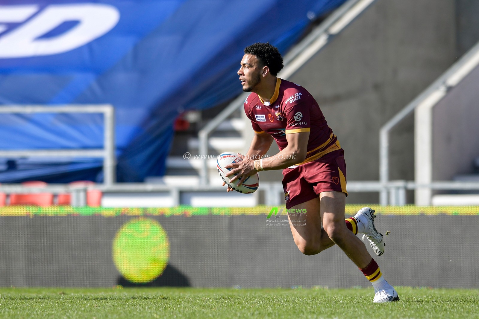 Darnell McIntosh (5) of Huddersfield Giants in action during the game