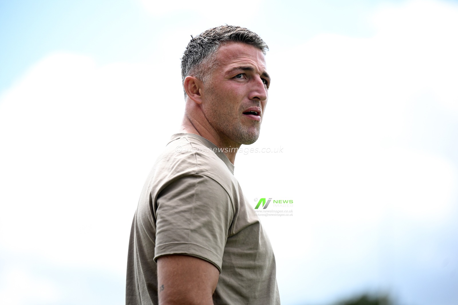 Sam Burgess, Head Coach of Warrington Wolves looks on prior to the Betfred Super League round 21 match Castleford Tigers vs Warrington Wolves at OneBore Stadium, Castleford, Untied Kingdom on 01 August 2026

(Photo by Ben Roberts/News Images)
