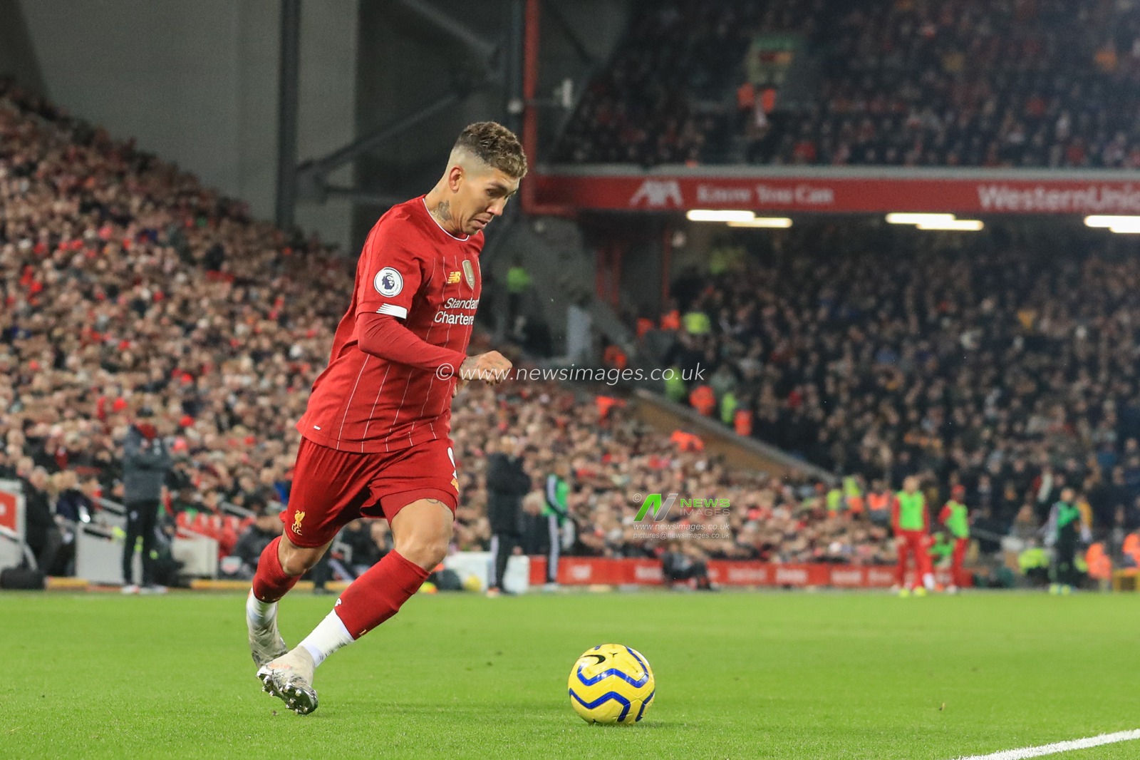 29th December 2019, Anfield, Liverpool, England; Premier League, Liverpool v Wolverhampton Wanderers : Roberto Firmino (9) of Liverpool in action during the game 

Credit: Mark Cosgrove/News Images