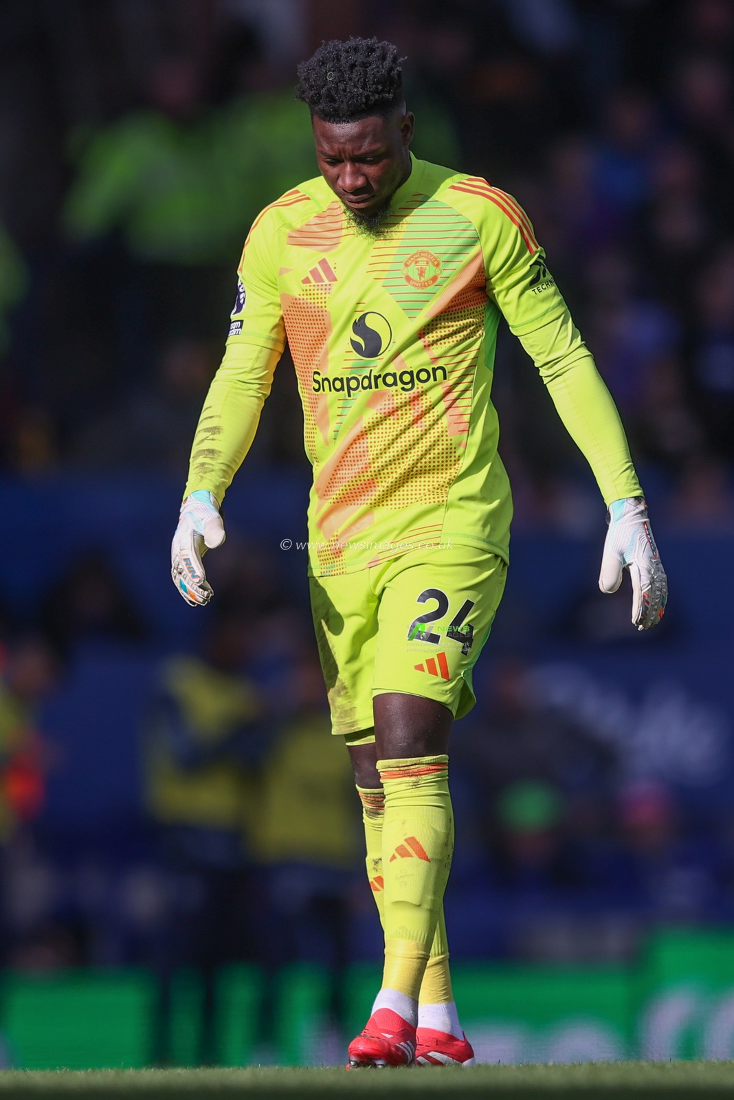 AndrÃ© Onana of Manchester United during the Premier League match Everton vs Manchester United at Goodison Park, Liverpool, United Kingdom, 22nd February 2025

(Photo by Alfie Cosgrove/News Images)