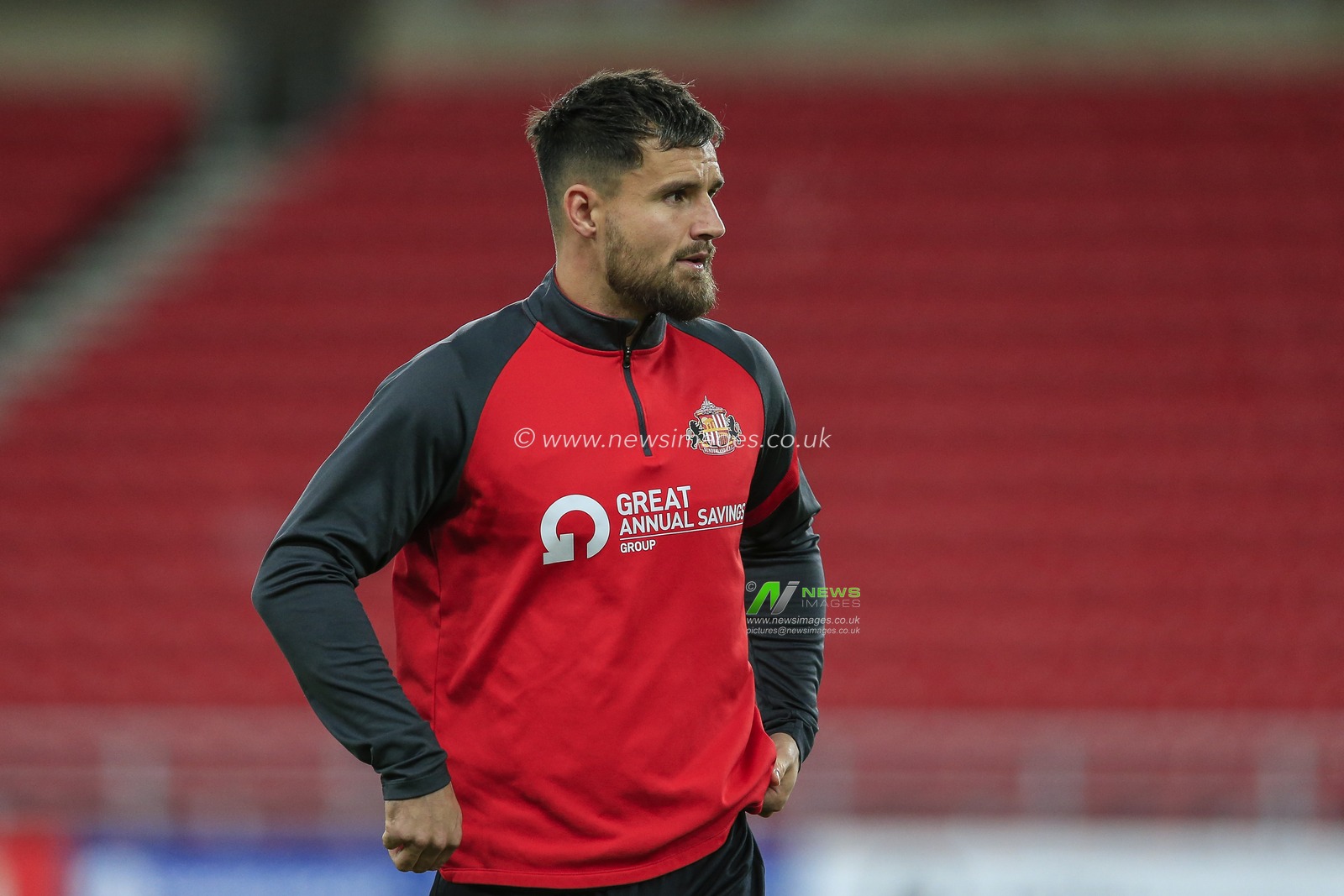 Bailey Wright (5) of Sunderland during the pre-game warmup