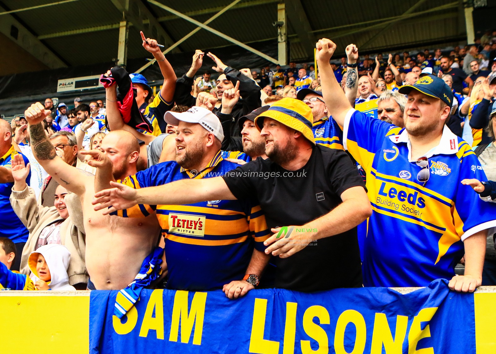 Leeds Rhino fans during the Betfred Super League Round 24 match Hull FC vs Leeds Rhinos at MKM Stadium, Hull, United Kingdom, 30th August 2025

(Photo by Richard Bierton/News Images)