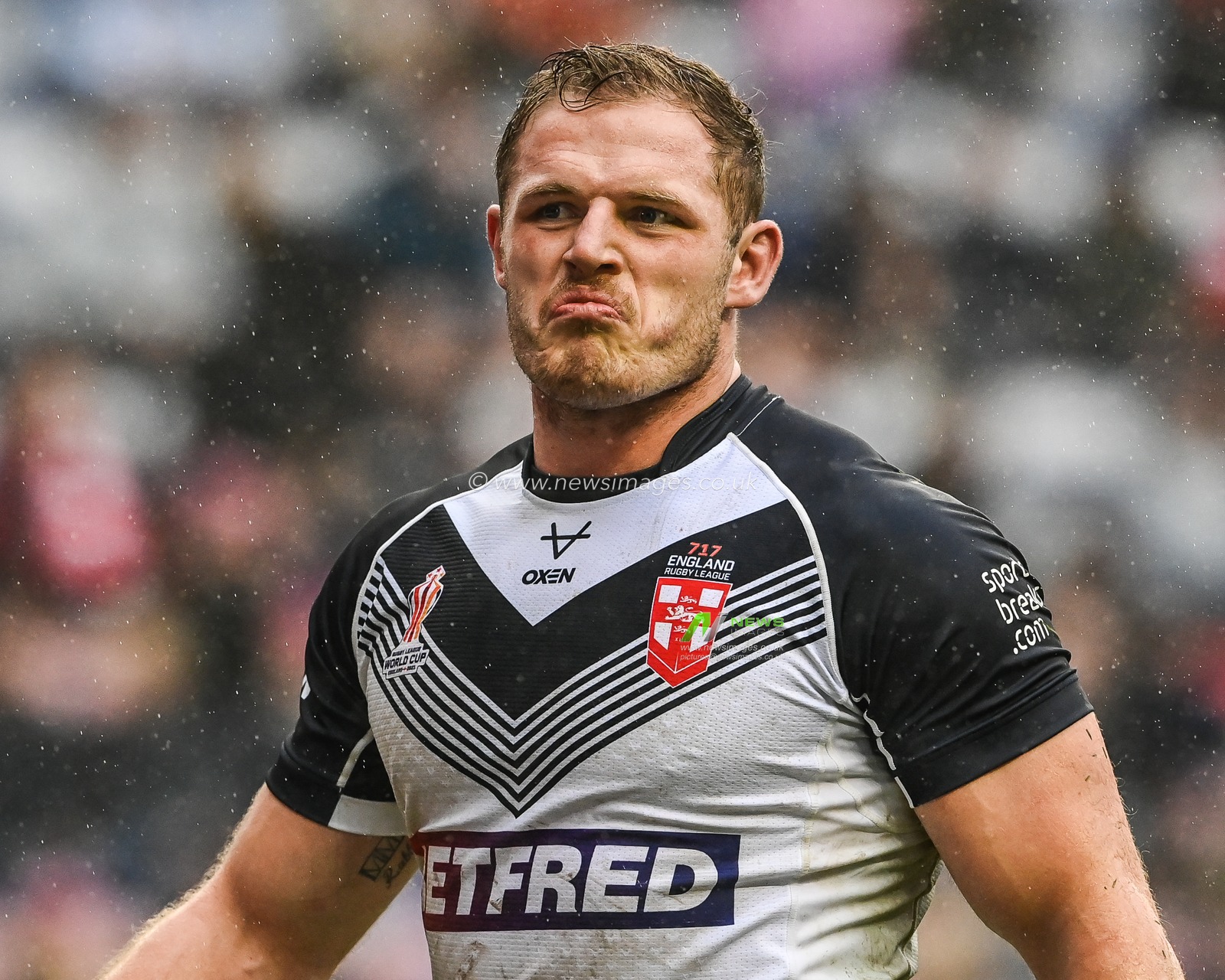 Tom Burgess of England during the Rugby League World Cup 2021 Quarter Final match England vs Papua New Guinea at DW Stadium, Wigan, United Kingdom, 5th November 2022

(Photo by Craig Thomas/News Images)