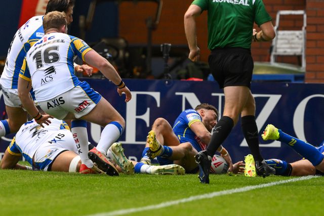 Betfred Super League Round 17 Warrington Wolves v Leeds Rhinos