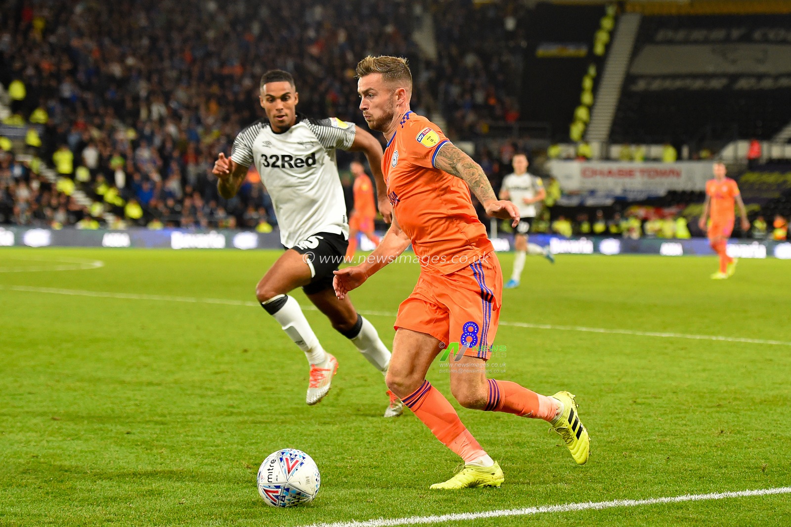 13th September 2019, Pride Park, Derby, England; Sky Bet Championship Football, Derby County vs Cardiff City ; Joe Ralls (8) of Cardiff City 

Credit: Jon Hobley/News Images 

English Football League images are subject to DataCo Licence