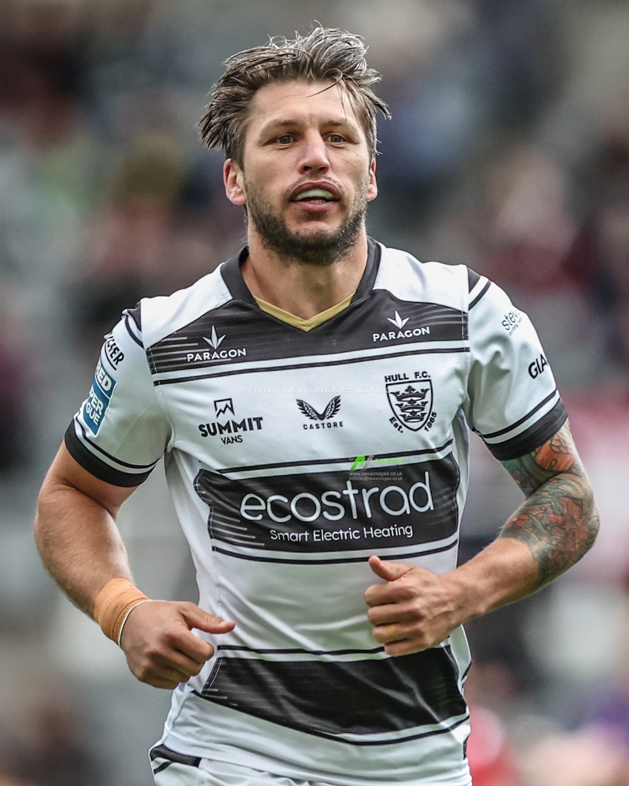 Tom Briscoe of Hull FC during the Betfred Magic Weekend 2025 match Huddersfield Giants vs Hull FC at St. James's Park, Newcastle, United Kingdom, 4th May 2025

(Photo by Mark Cosgrove/News Images)