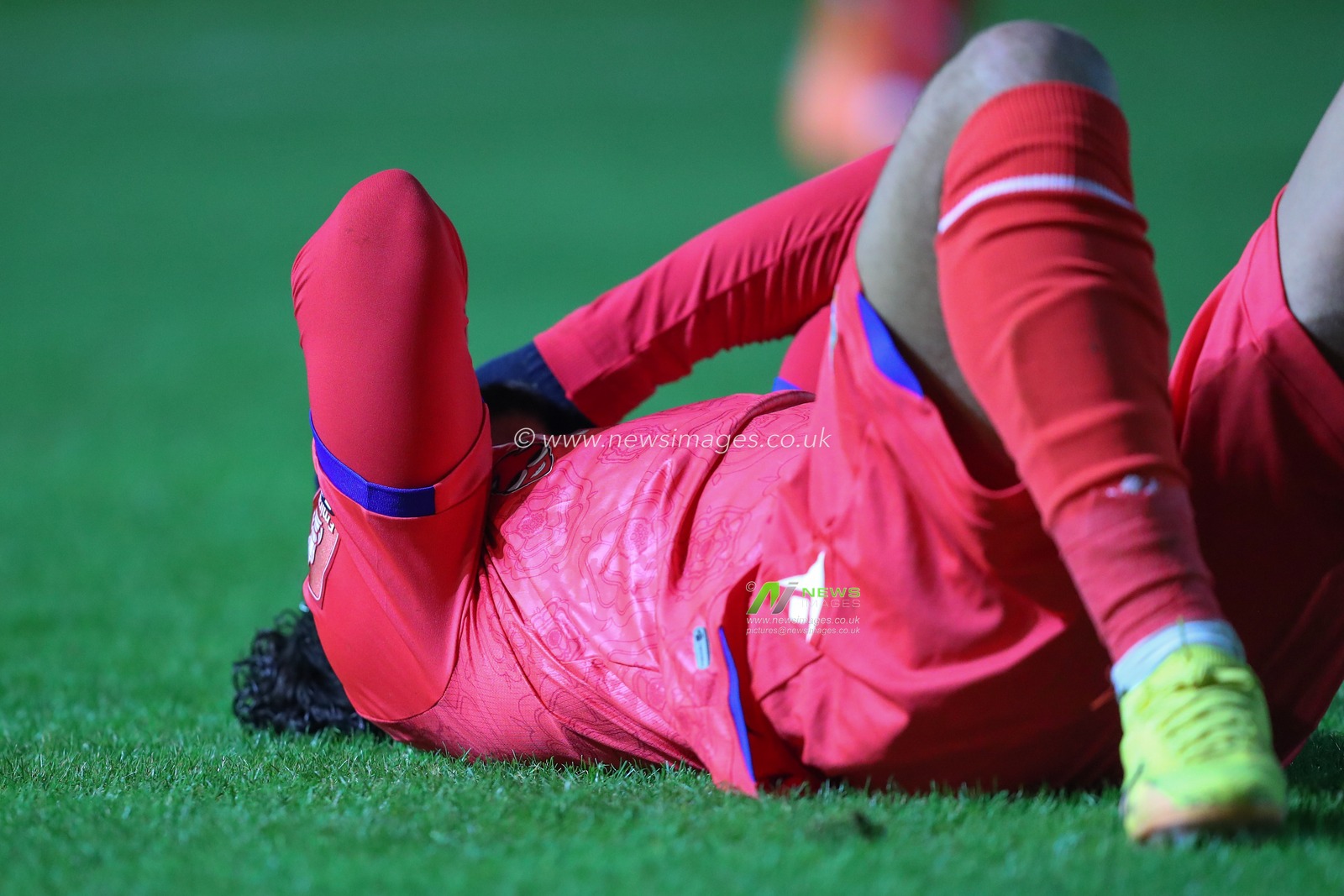 Tyrhys Dolan #10 of Blackburn Rovers goes ends up on the floor after a collision with Kevin Long #26 of Birmingham City during the Emirates FA Cup Fourth Round Replay match Birmingham City vs Blackburn Rovers at St Andrews, Birmingham, United Kingdom, 31st January 2023

(Photo by Gareth Evans/News Images)