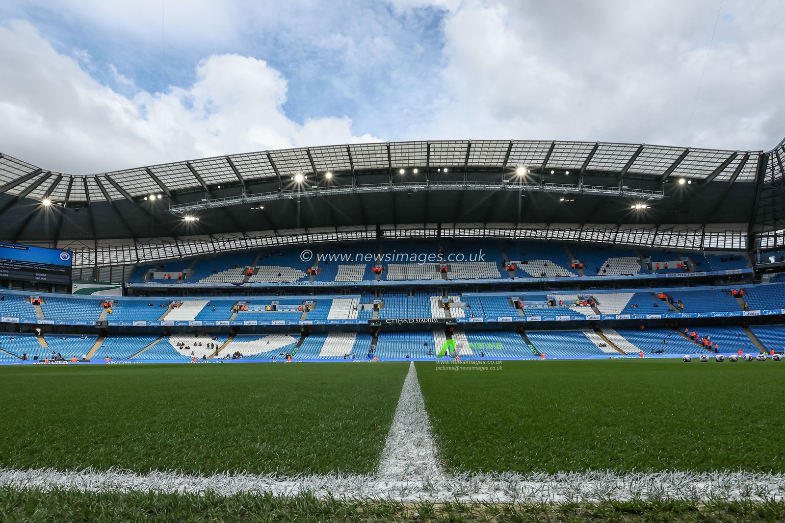 A general view of the Etihad Stadium, Home of Manchester City ahead of the Premier League match Manchester City vs Arsenal at Etihad Stadium, Manchester, United Kingdom, 31st March 2024

(Photo by Mark Cosgrove/News Images)