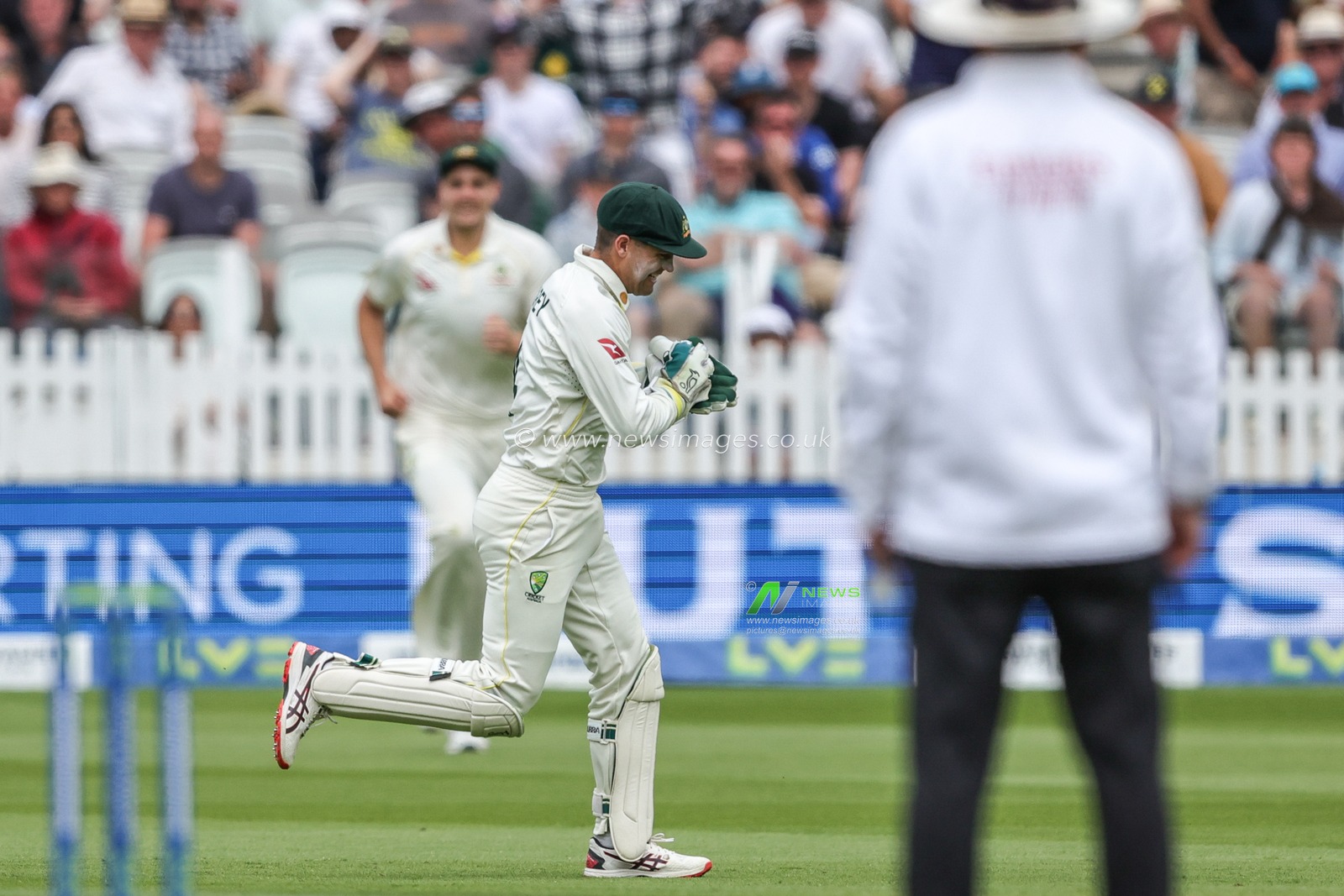 Alex Carey of Australia celebrates catching Ben Stokes of England out during the LV= Insurance Ashes Test Series Second Test Day 5 England v Australia at Lords, London, United Kingdom, 2nd July 2023

(Photo by Mark Cosgrove/News Images)