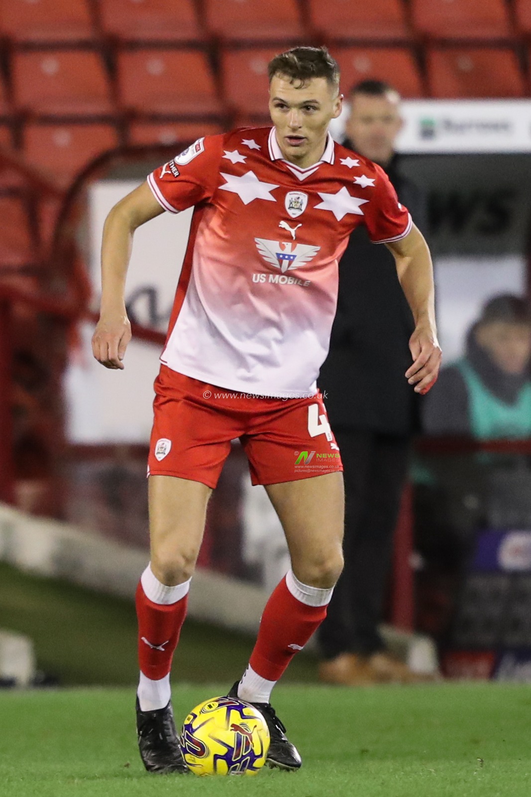 Jack Shepherd of Barnsley during the Sky Bet League 1 match Barnsley vs Carlisle United at Oakwell, Barnsley, United Kingdom, 16th January 2024

(Photo by Alfie Cosgrove/News Images)